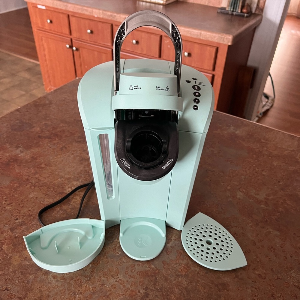 Single-Serve Coffee Maker - Mint Green